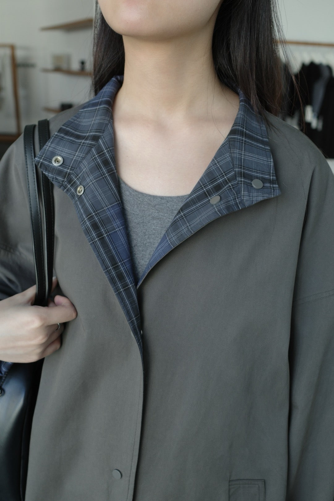17a48 222 Boutique trench coat with check lining