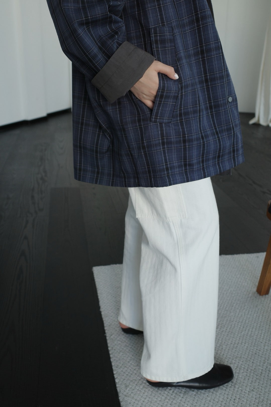 17a48 222 Boutique trench coat with check lining