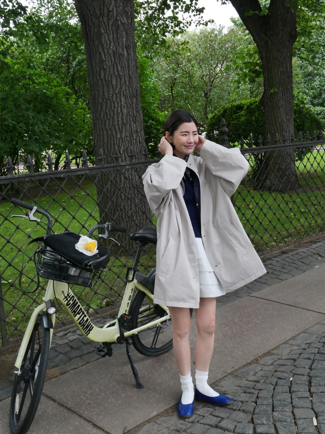 17a48 222 Boutique trench coat with check lining