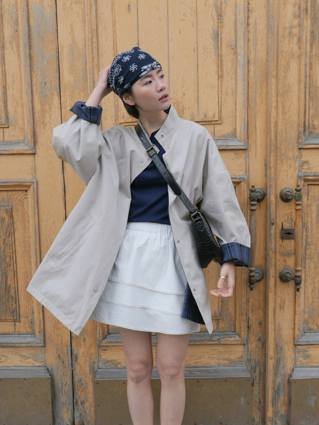 17a48 222 Boutique trench coat with check lining