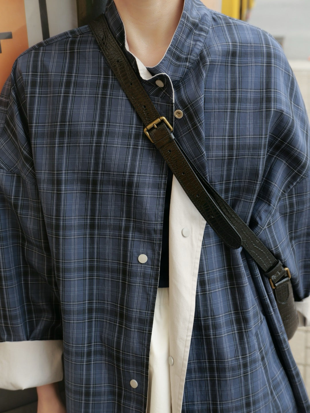 17a48 222 Boutique trench coat with check lining