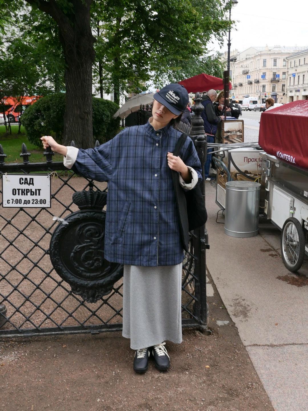 17a48 222 Boutique trench coat with check lining