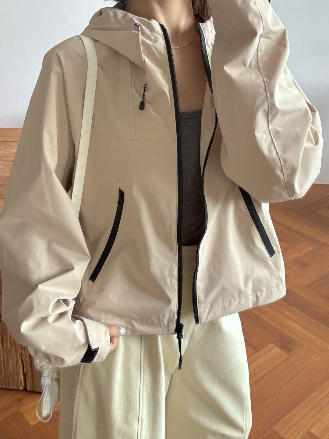 17a42 Basic windbreaker jacket