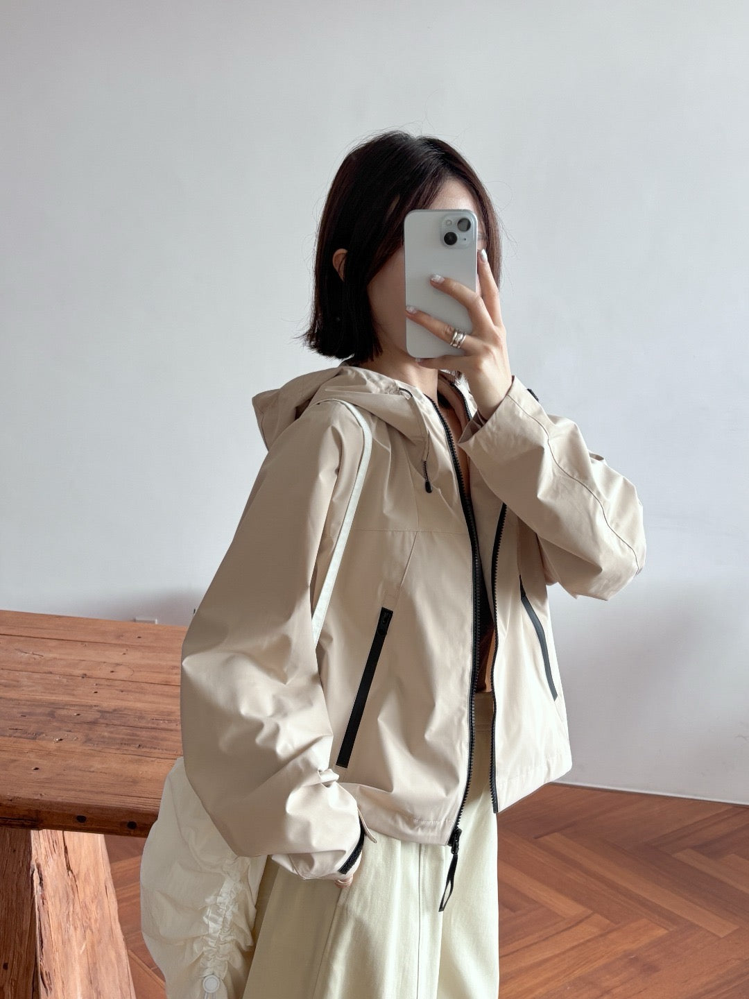 17a42 Basic windbreaker jacket