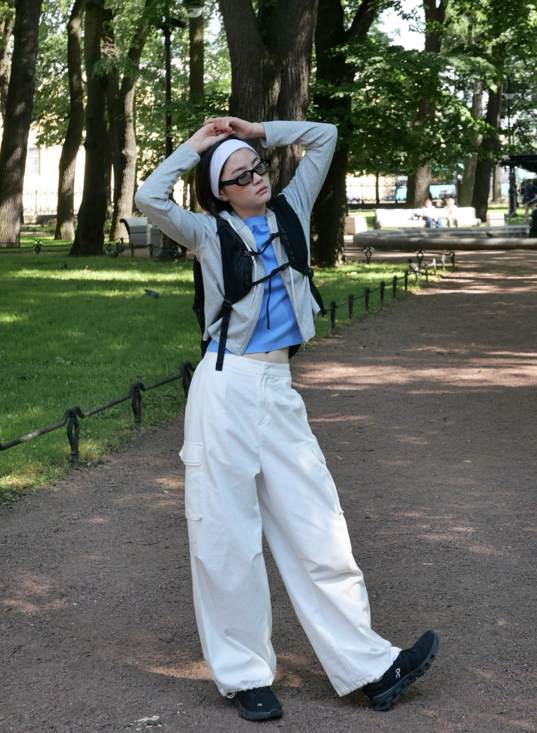 17a43 + 17q27 Set – Cropped zip-up hoodie &amp; straight-leg trousers
