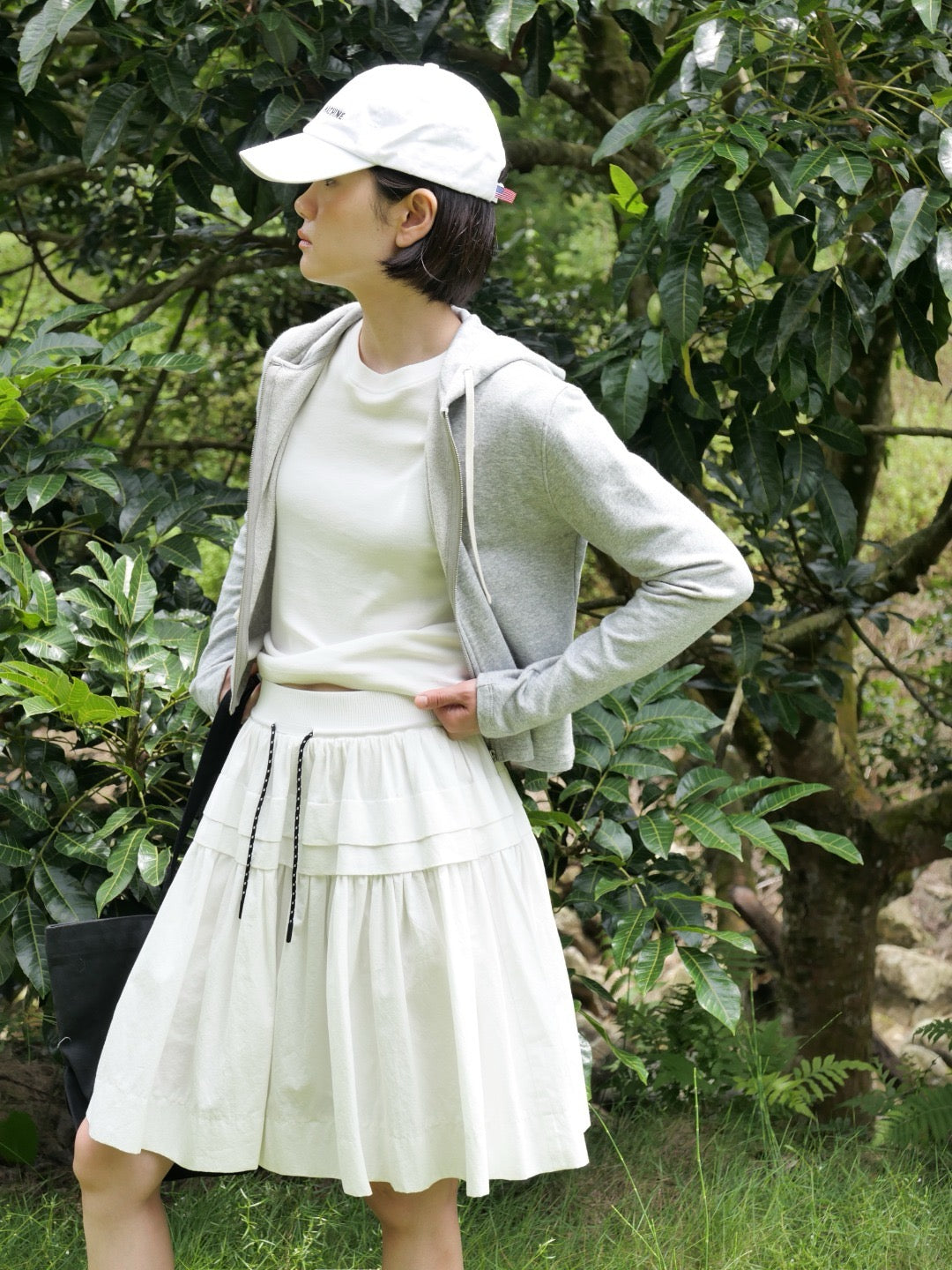 17a43 + 17q27 Set – Cropped zip-up hoodie &amp; straight-leg trousers