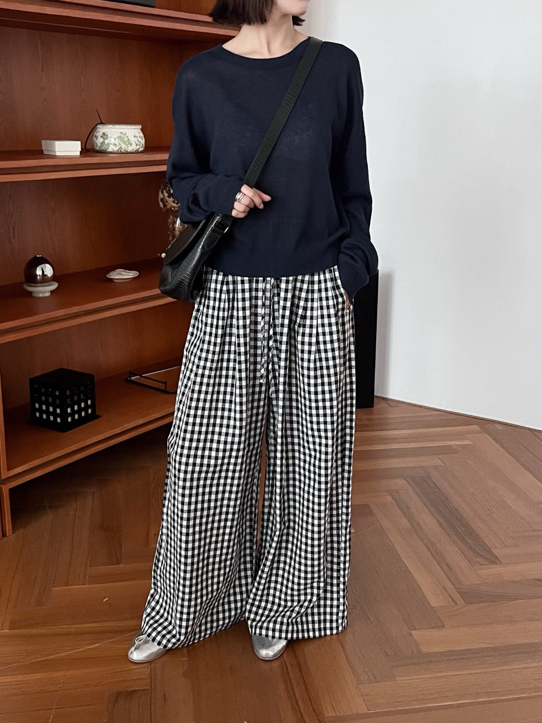 17a21 Basic Mongtoghi cashmere top
