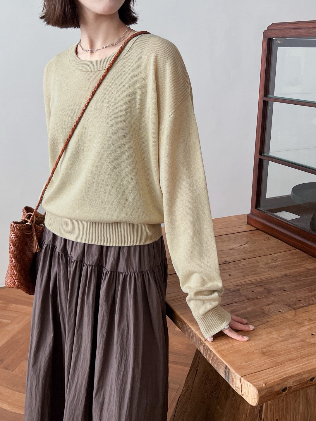 17a21 Basic Mongtoghi cashmere top