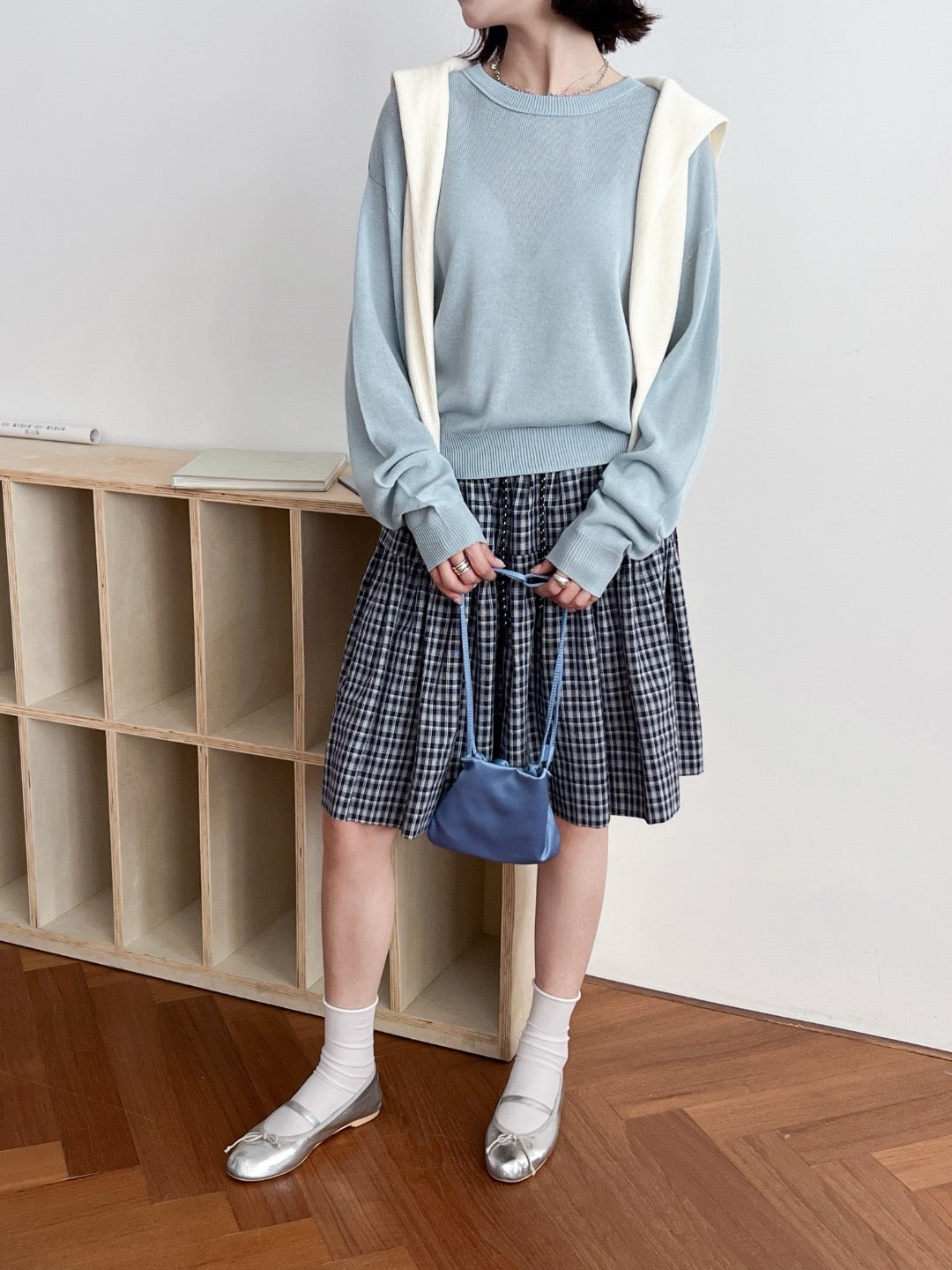 17a21 Basic Mongtoghi cashmere top