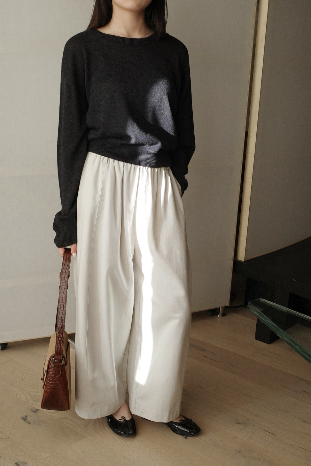 17a21 Basic Mongtoghi cashmere top