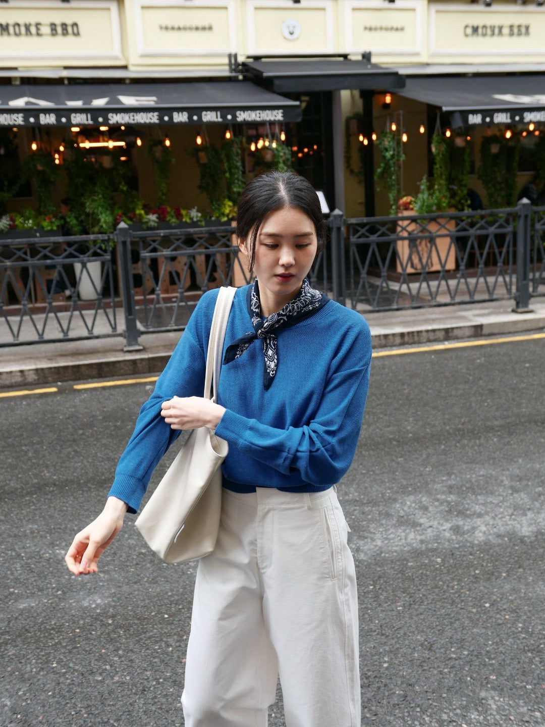 17a21 Basic Mongtoghi cashmere top