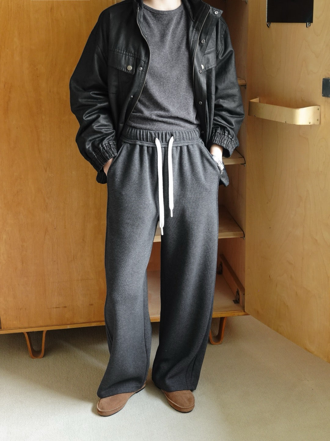 17q22 Basic cotton trousers with elastic waist