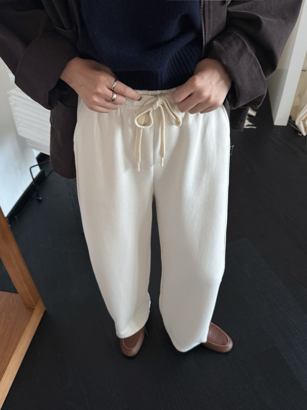 17q22 Basic cotton trousers with elastic waist