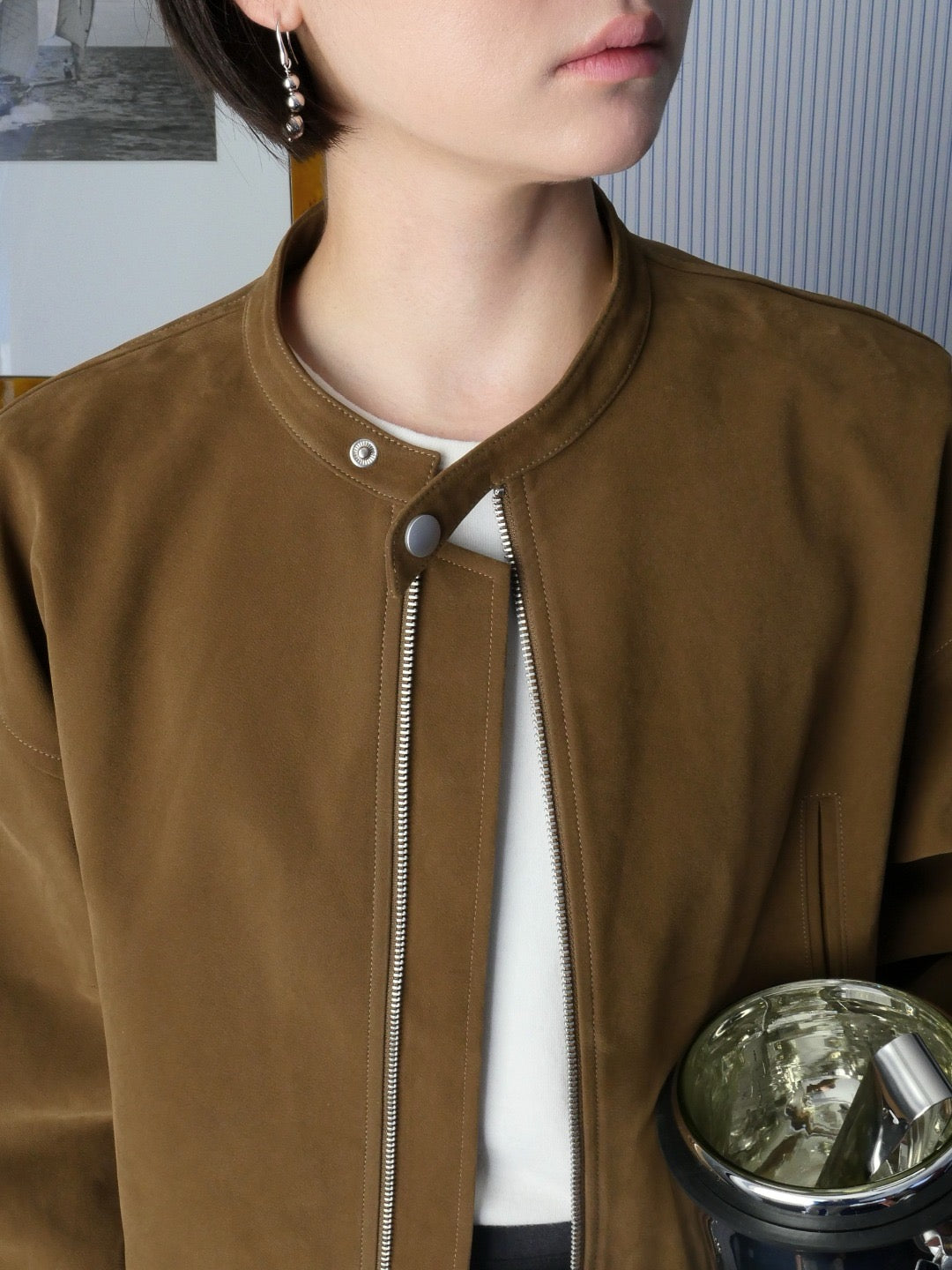 17a22 Short leather jacket with stand collar