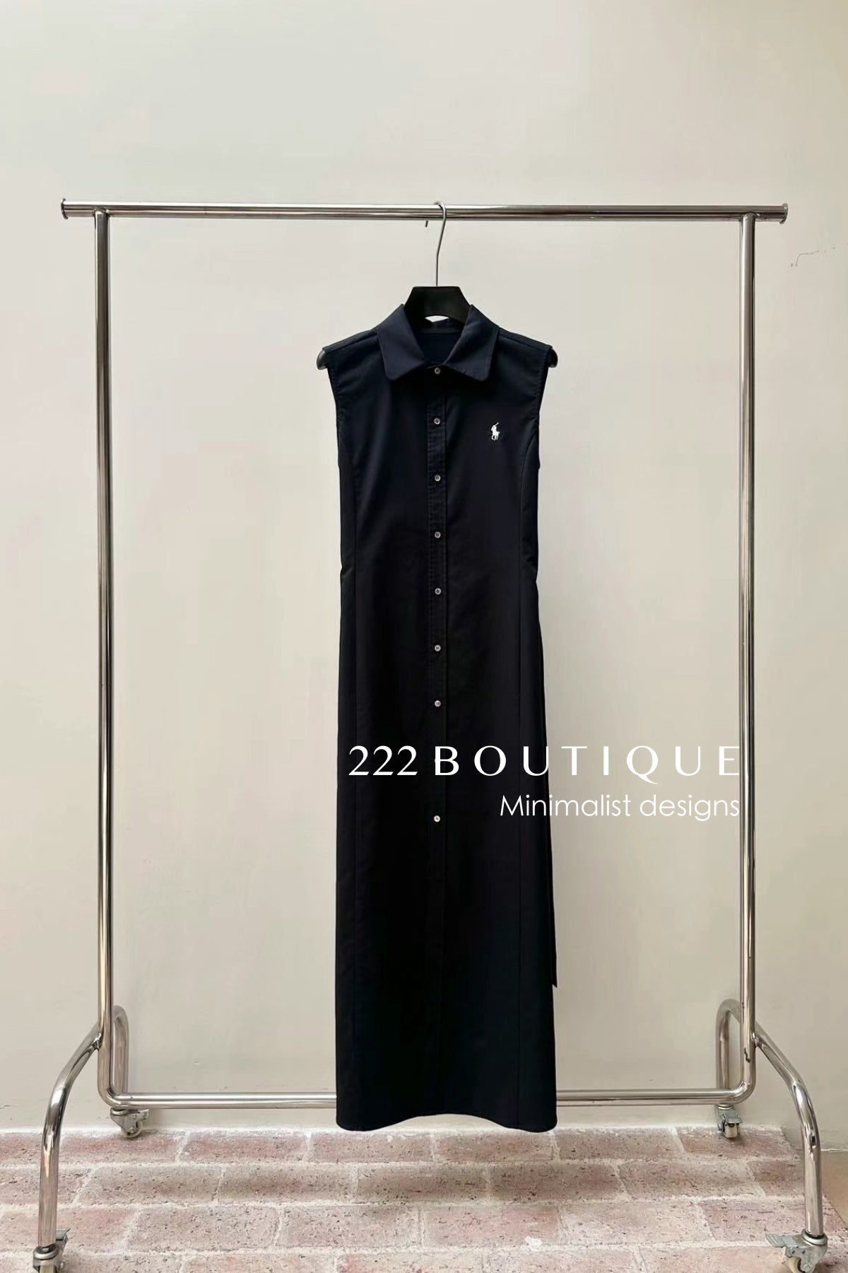 15v30 Sleeveless shirt dress – crisp, clean, and timeless