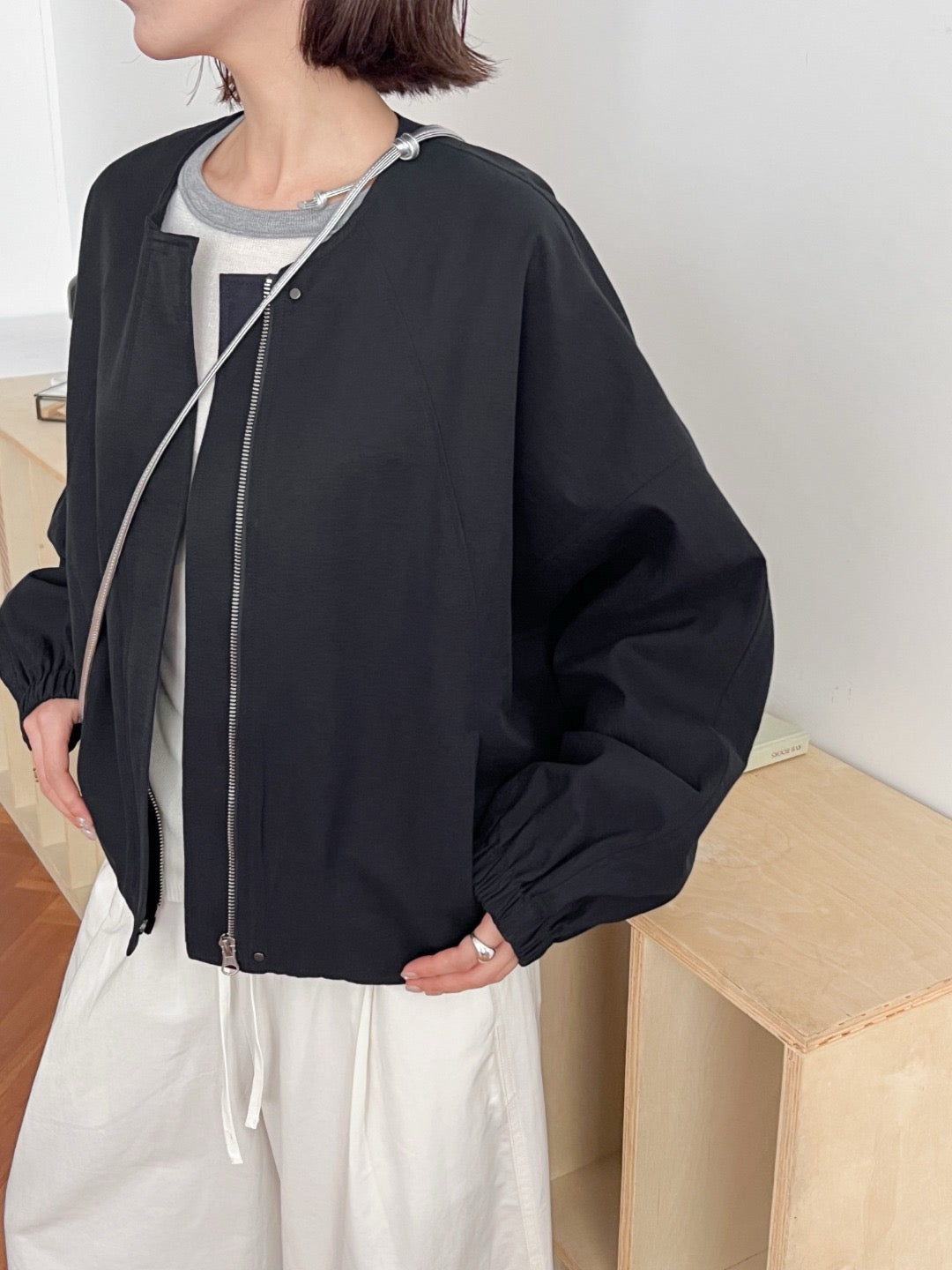 17a25 Basic round-neck jacket