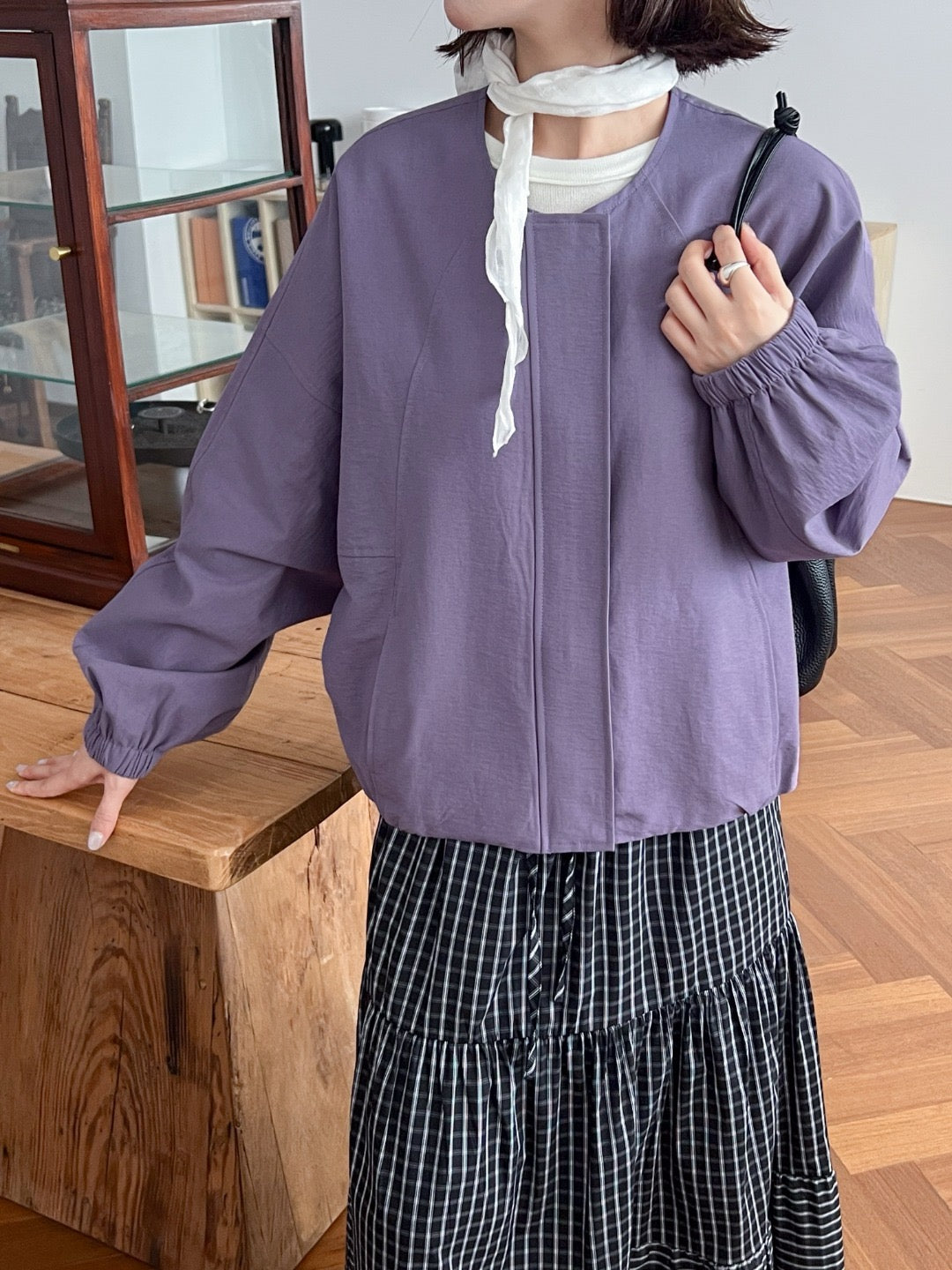 17a25 Basic round-neck jacket
