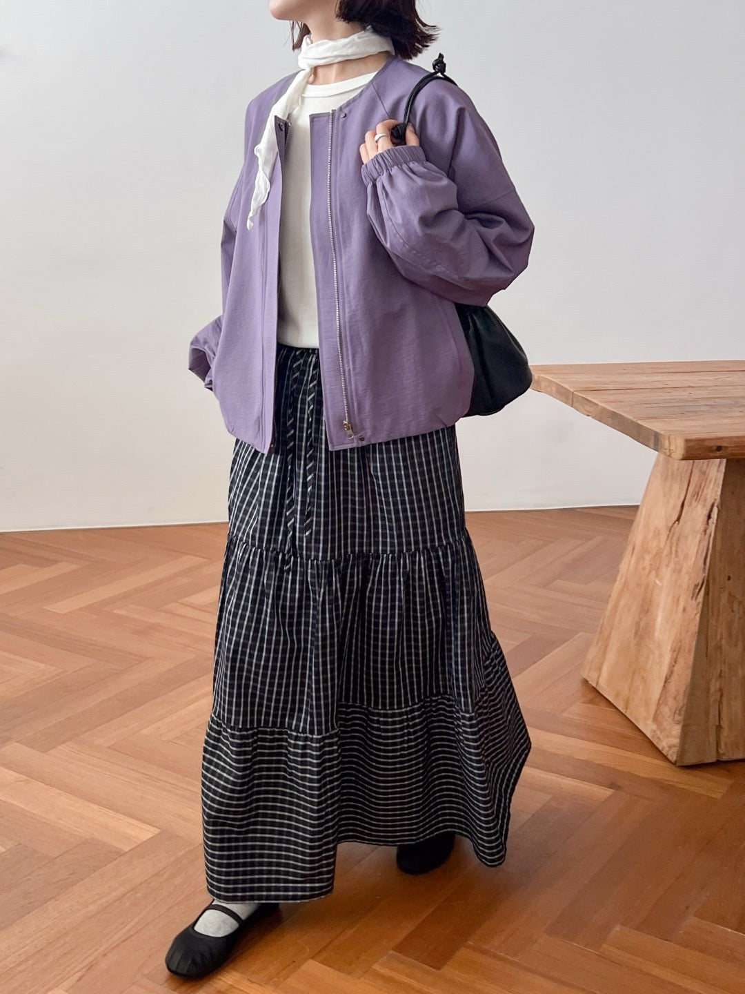 17a25 Basic round-neck jacket