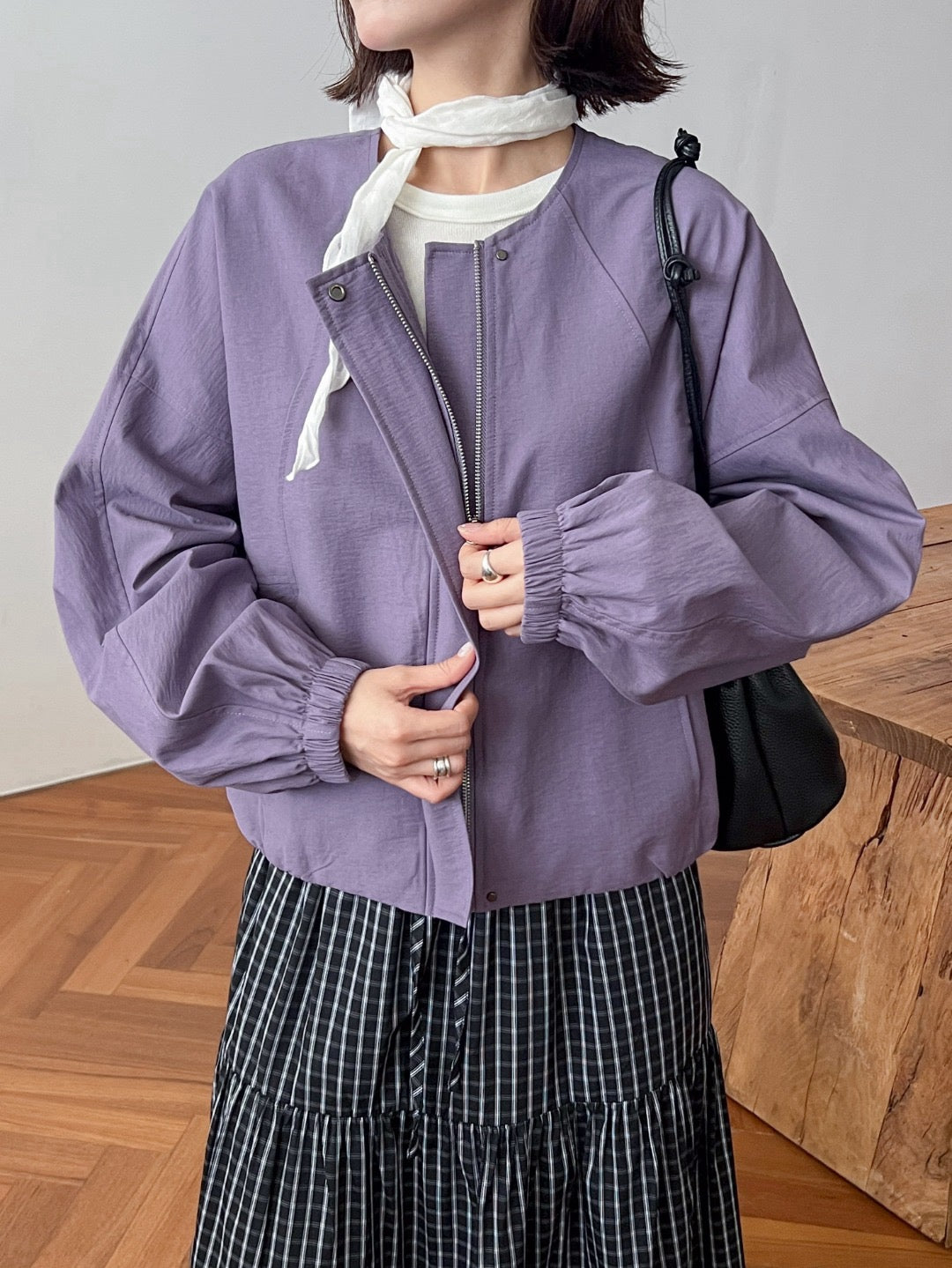 17a25 Basic round-neck jacket