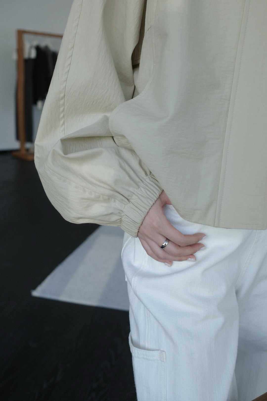 17a25 Basic round-neck jacket