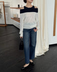 17A28 Off-shoulder Mongtoghi cashmere top with button detail