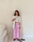 15a73 Lace-embroidered cropped blouse – retro charm
