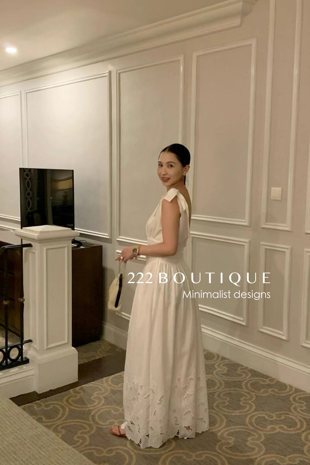 15v29 Embroidered ribbon-strap dress – soft white