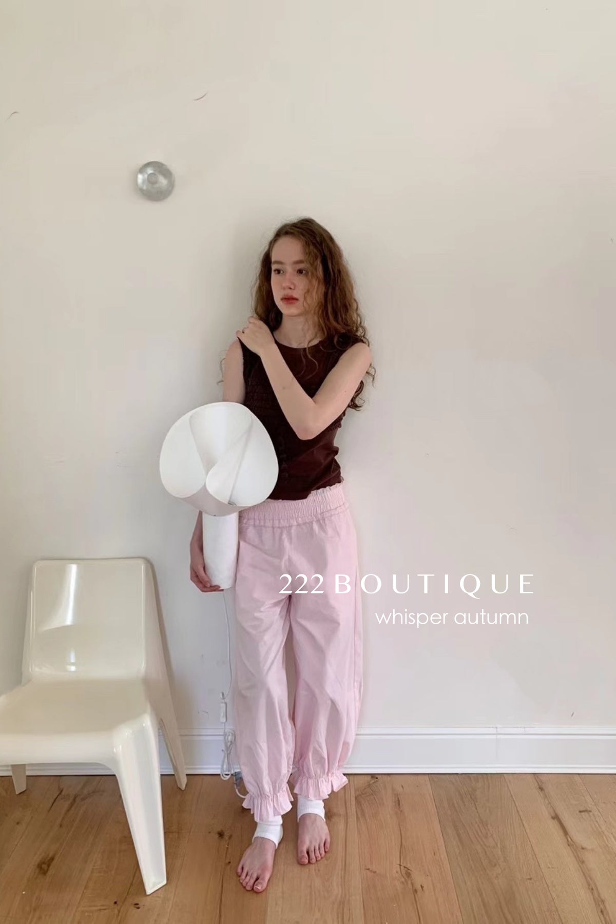 16q9 Pleated hem trousers