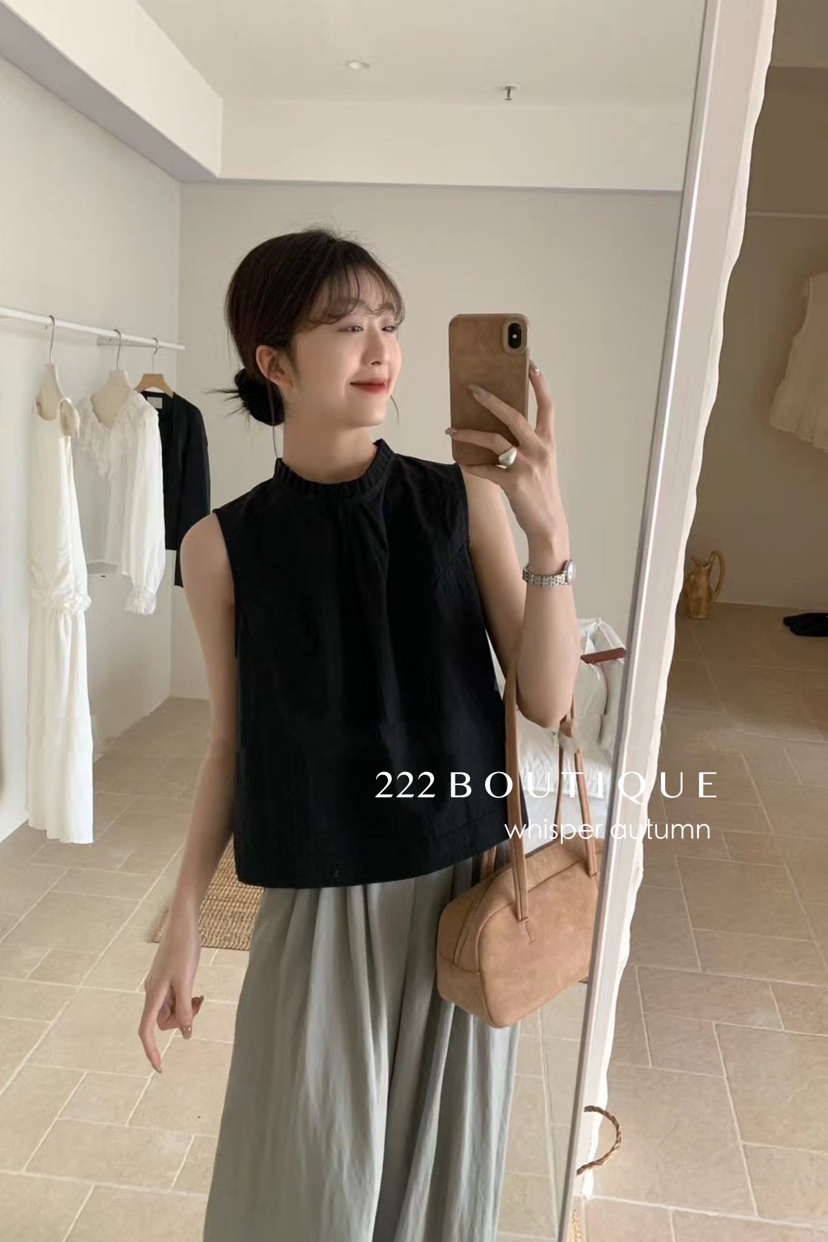 16a22 Basic halter-neck cotton top