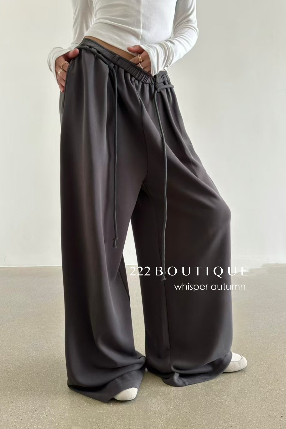 16q8 Basic straight-leg cotton trousers