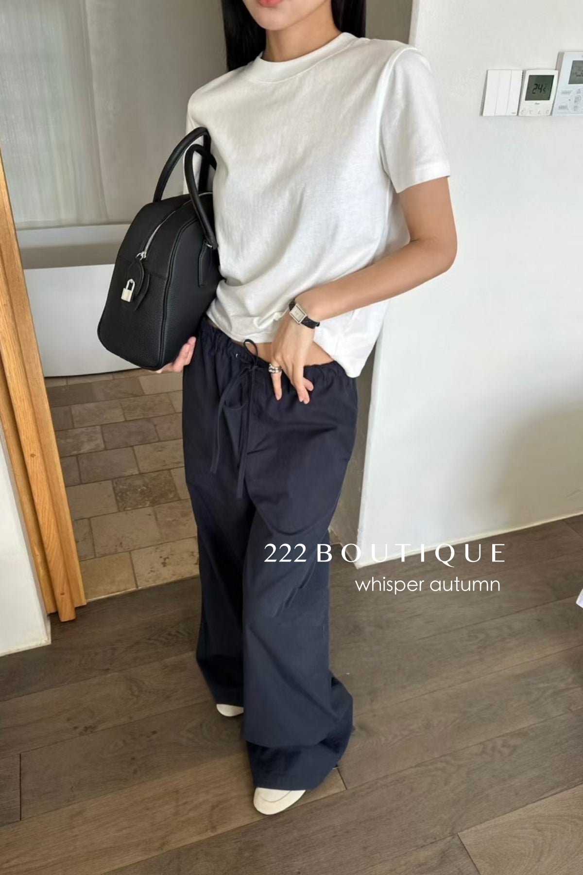 16a27 Basic short-sleeve cotton tee