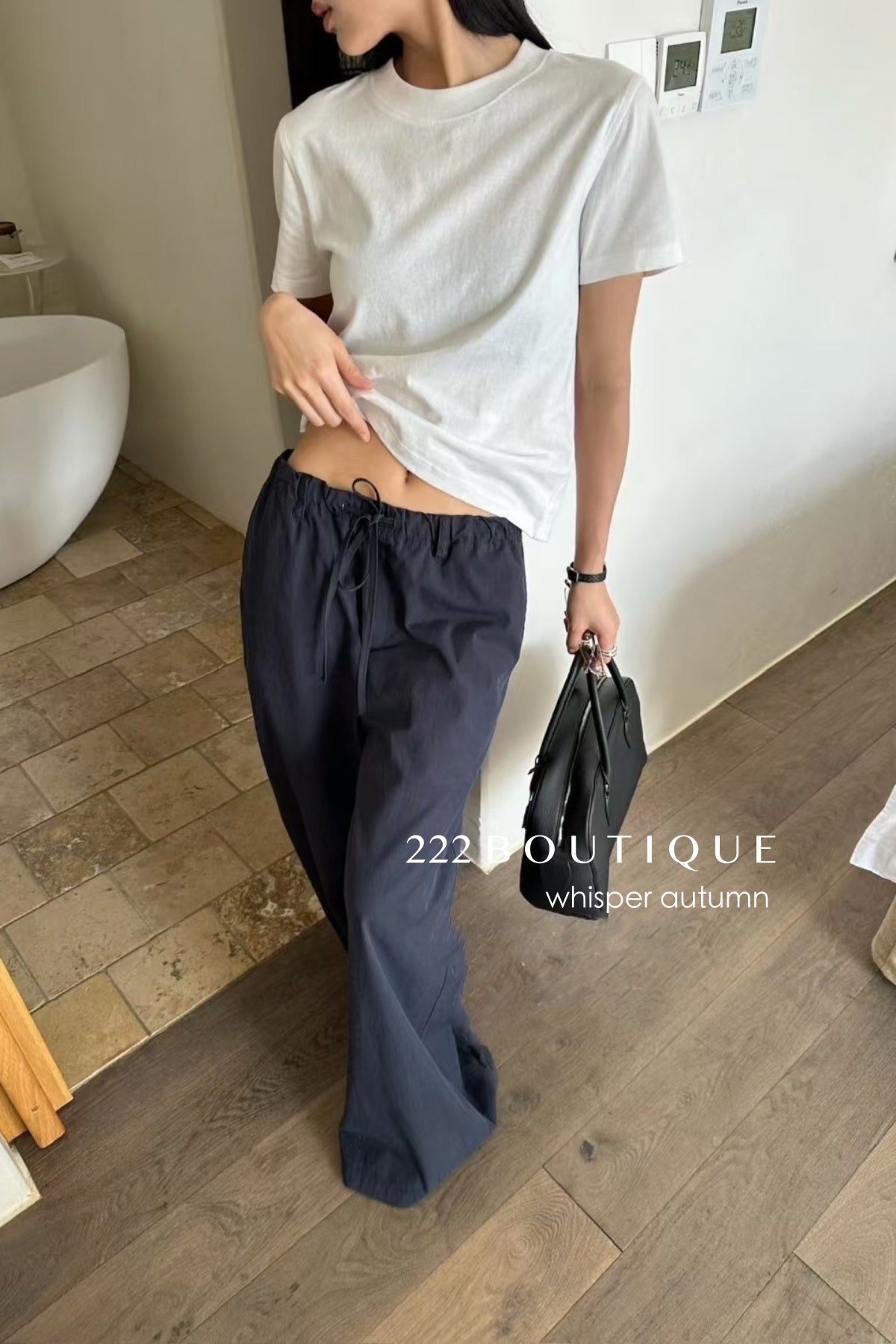 16a27 Basic short-sleeve cotton tee