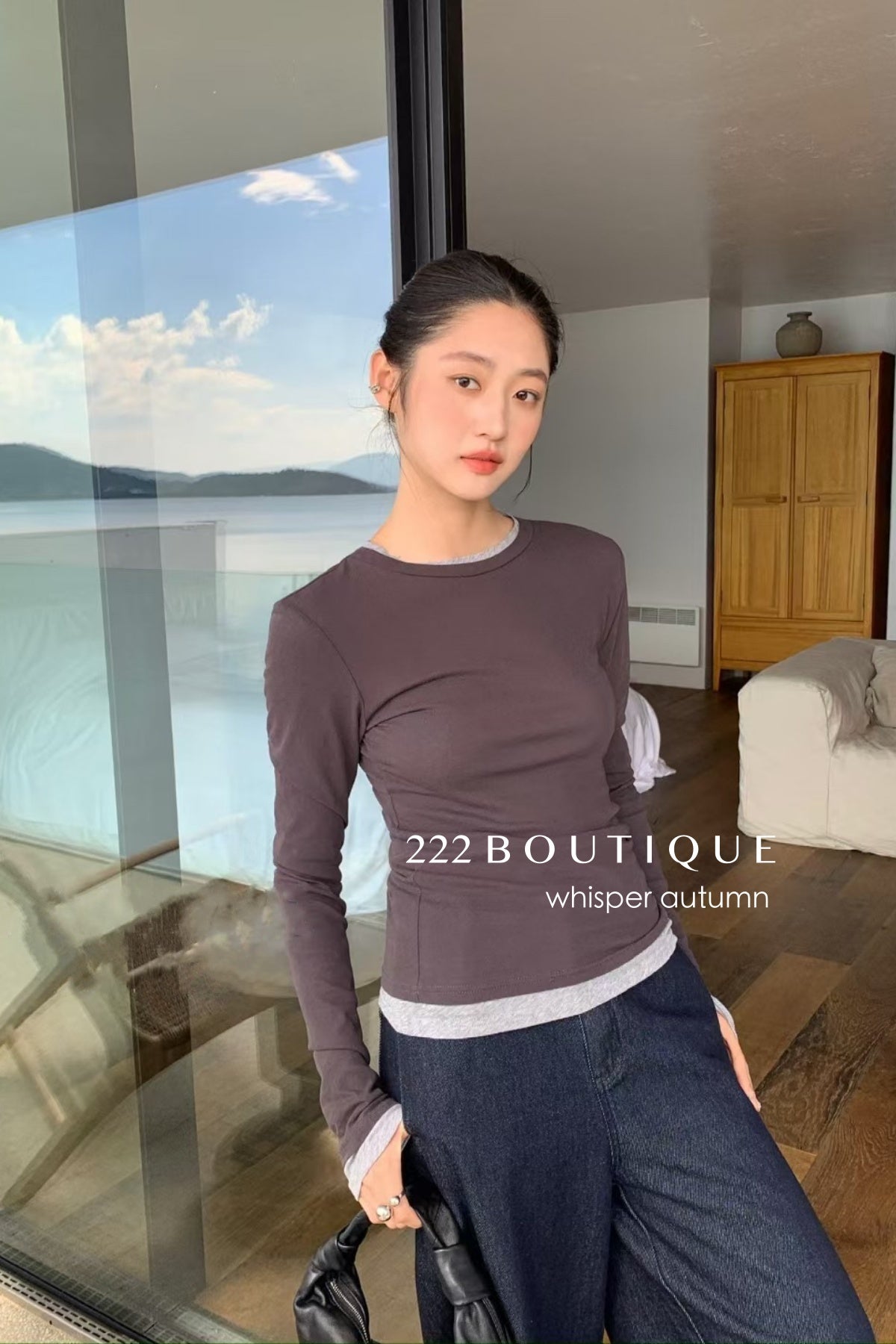 16a26 Fitted cotton long-sleeve top