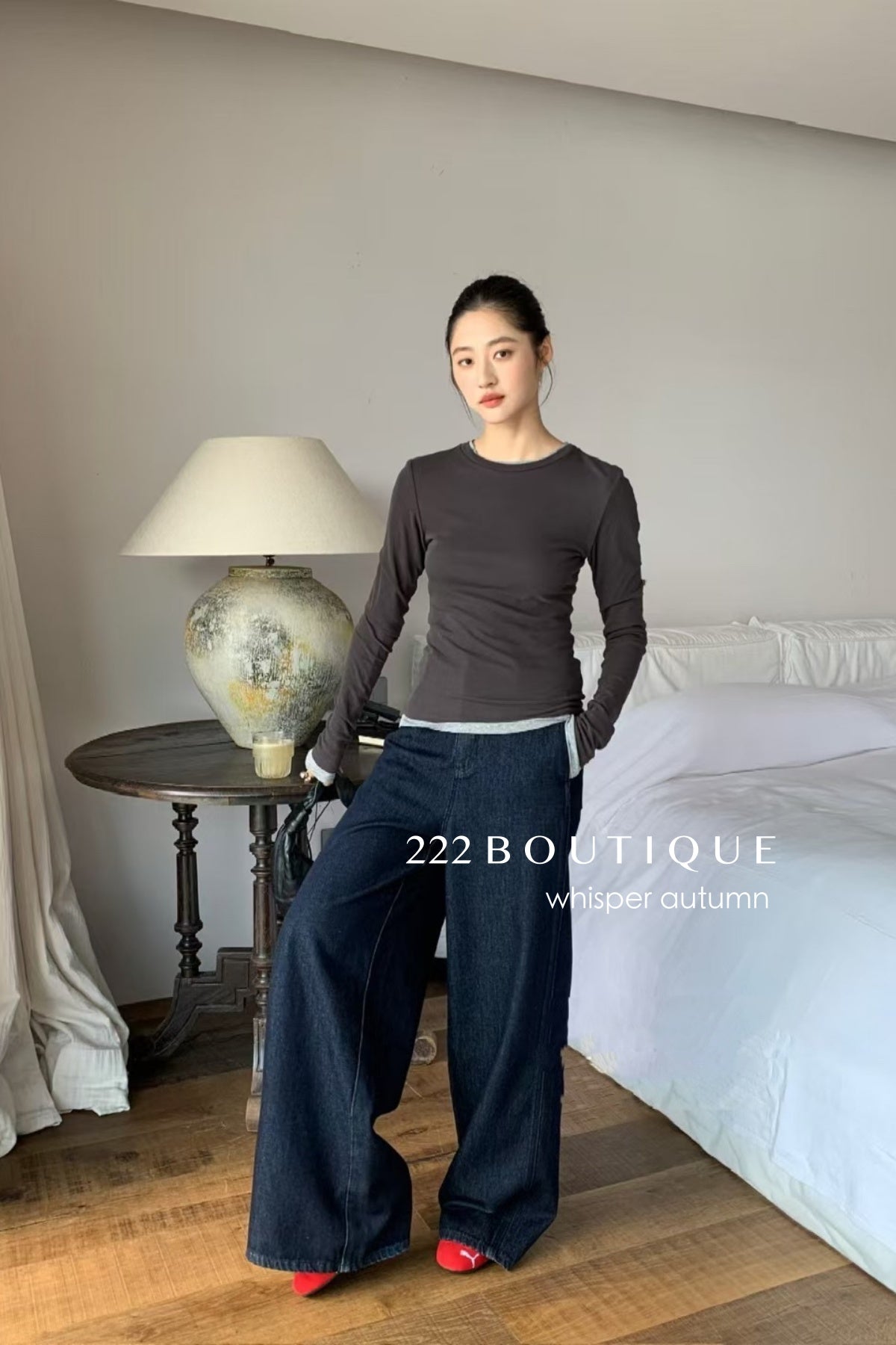 16a26 Fitted cotton long-sleeve top