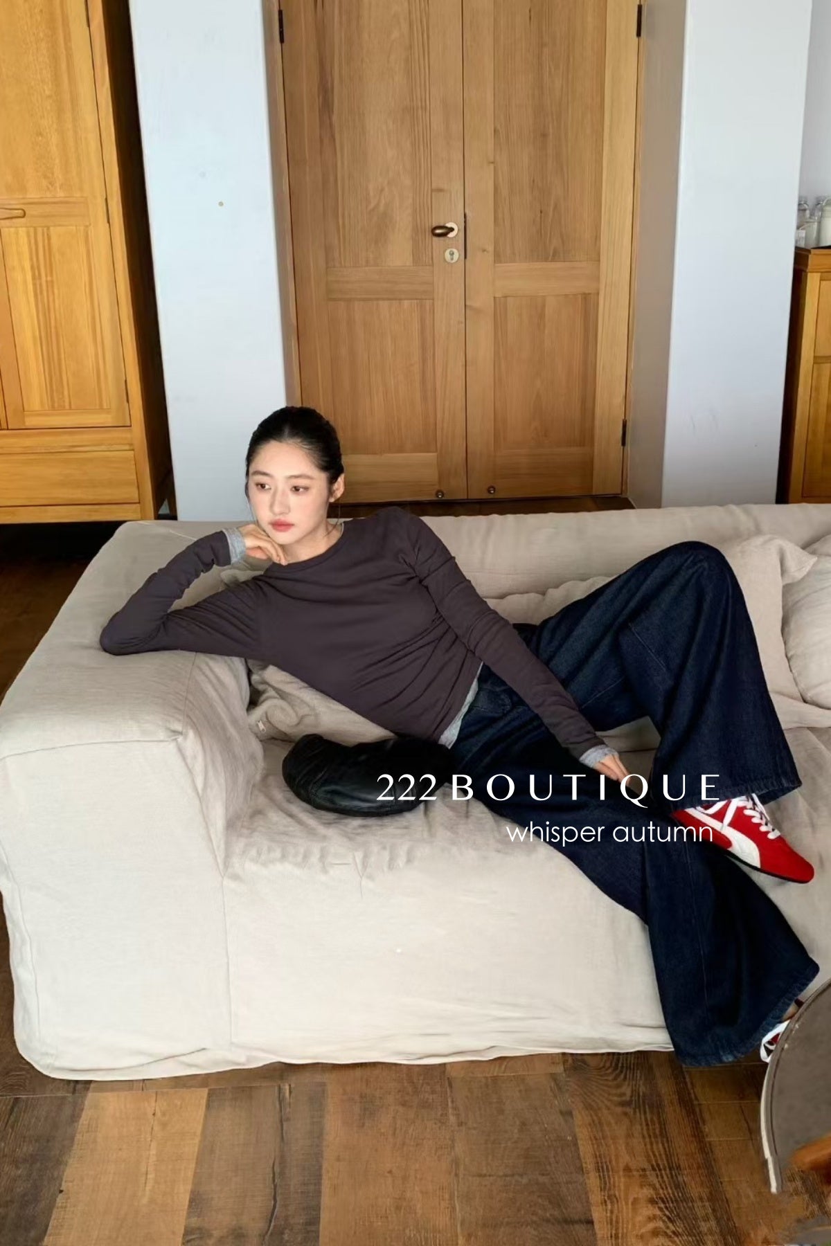 16a26 Fitted cotton long-sleeve top