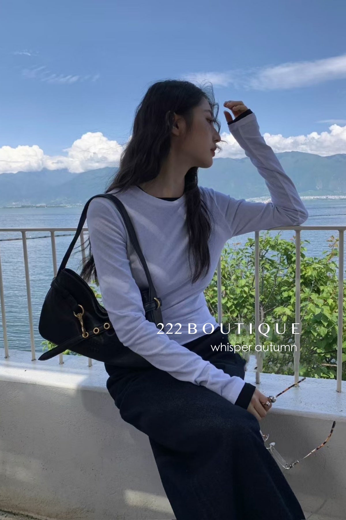 16a26 Fitted cotton long-sleeve top