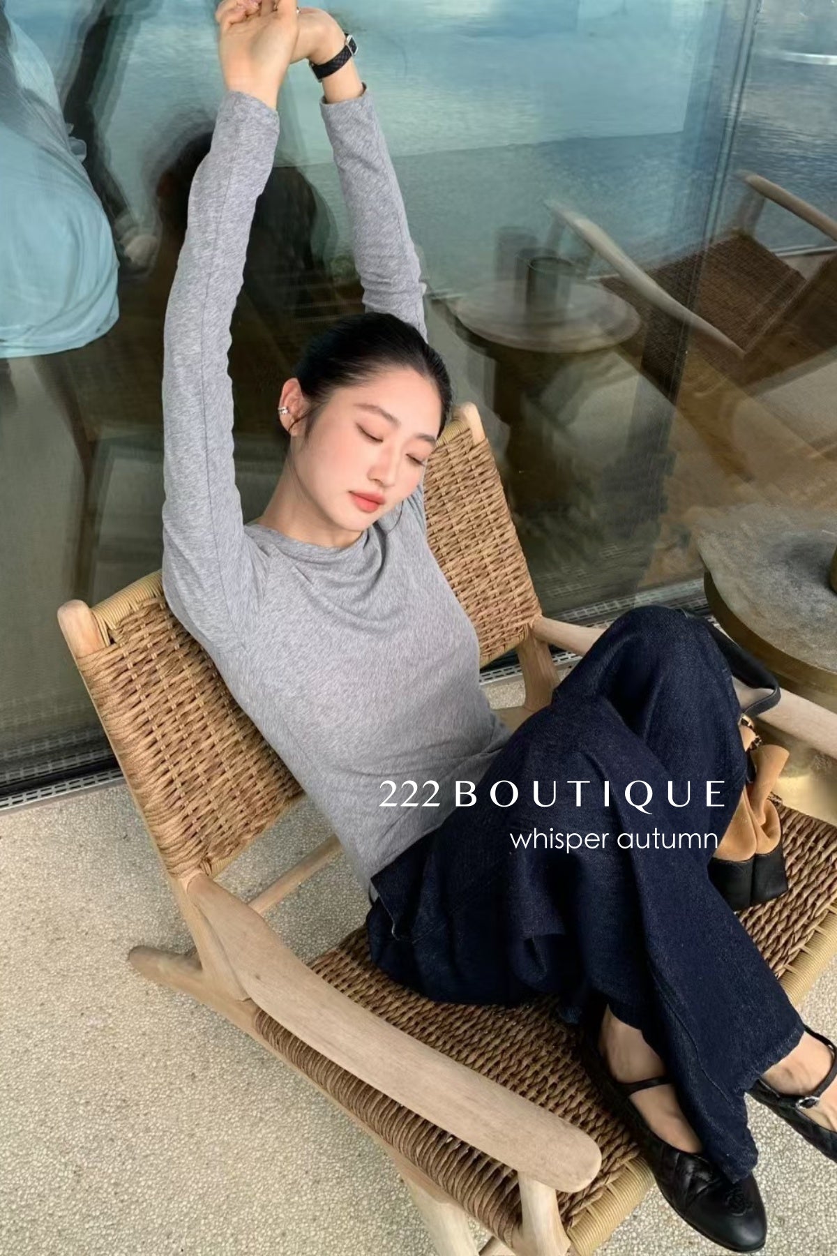 16a26 Fitted cotton long-sleeve top