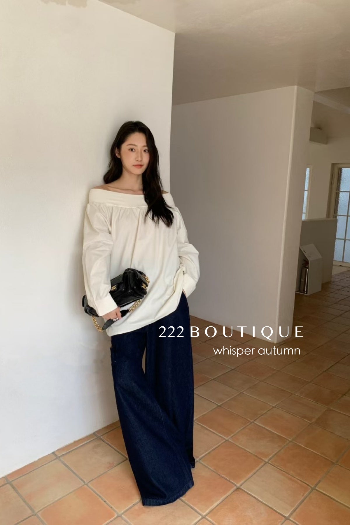 16a28 Off-shoulder long-sleeve cotton top