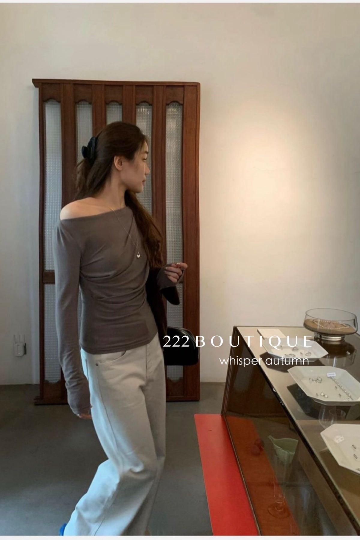 16a57 Asymmetrical shoulder long-sleeve tee