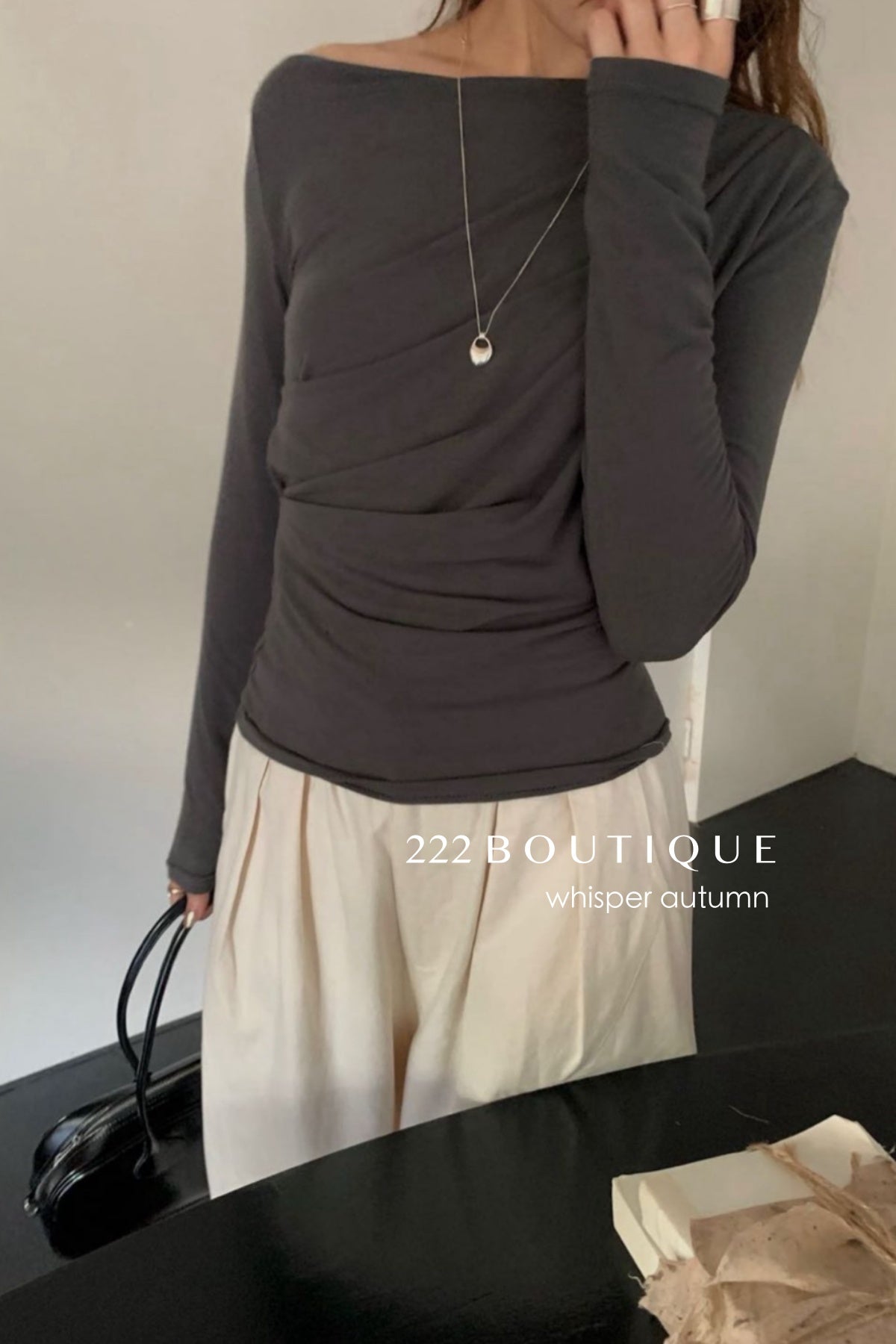16a57 Asymmetrical shoulder long-sleeve tee