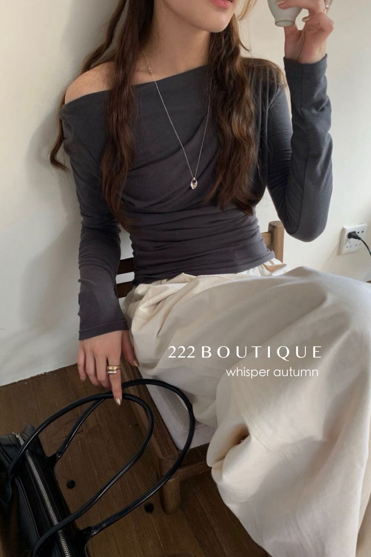 16a57 Asymmetrical shoulder long-sleeve tee