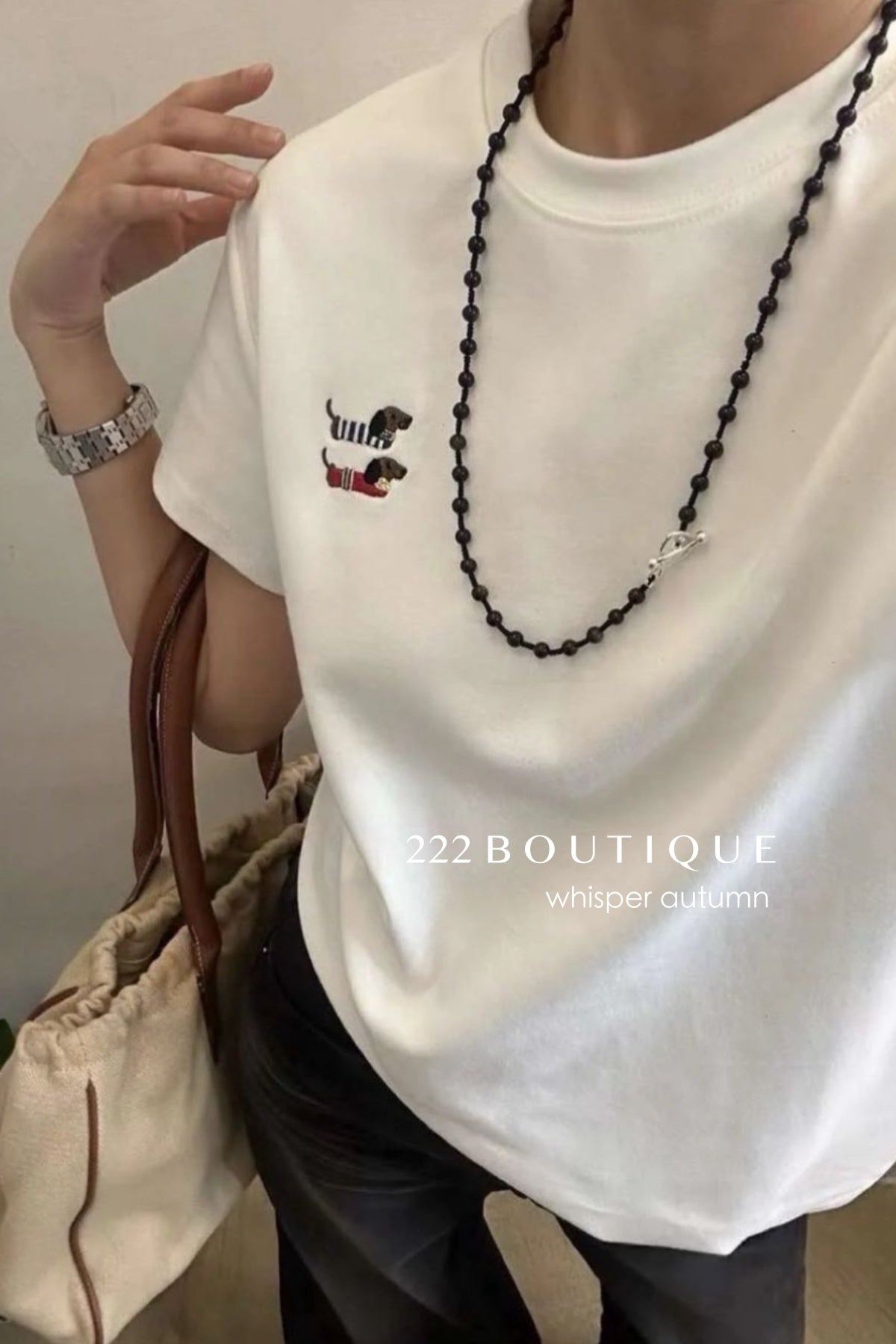 16a52 Basic cotton tee with dog print