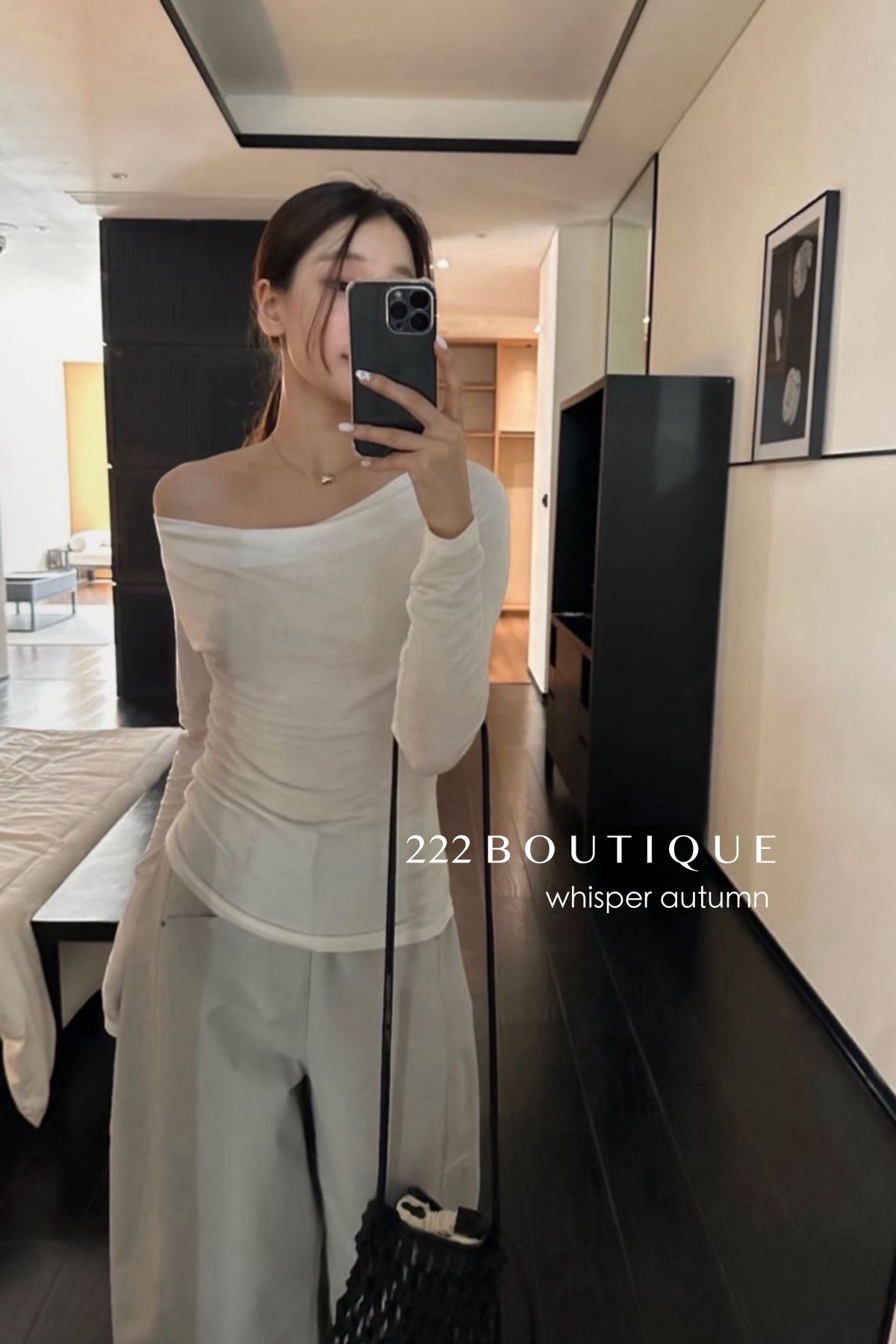 16a51 Open-back long-sleeve cotton tee