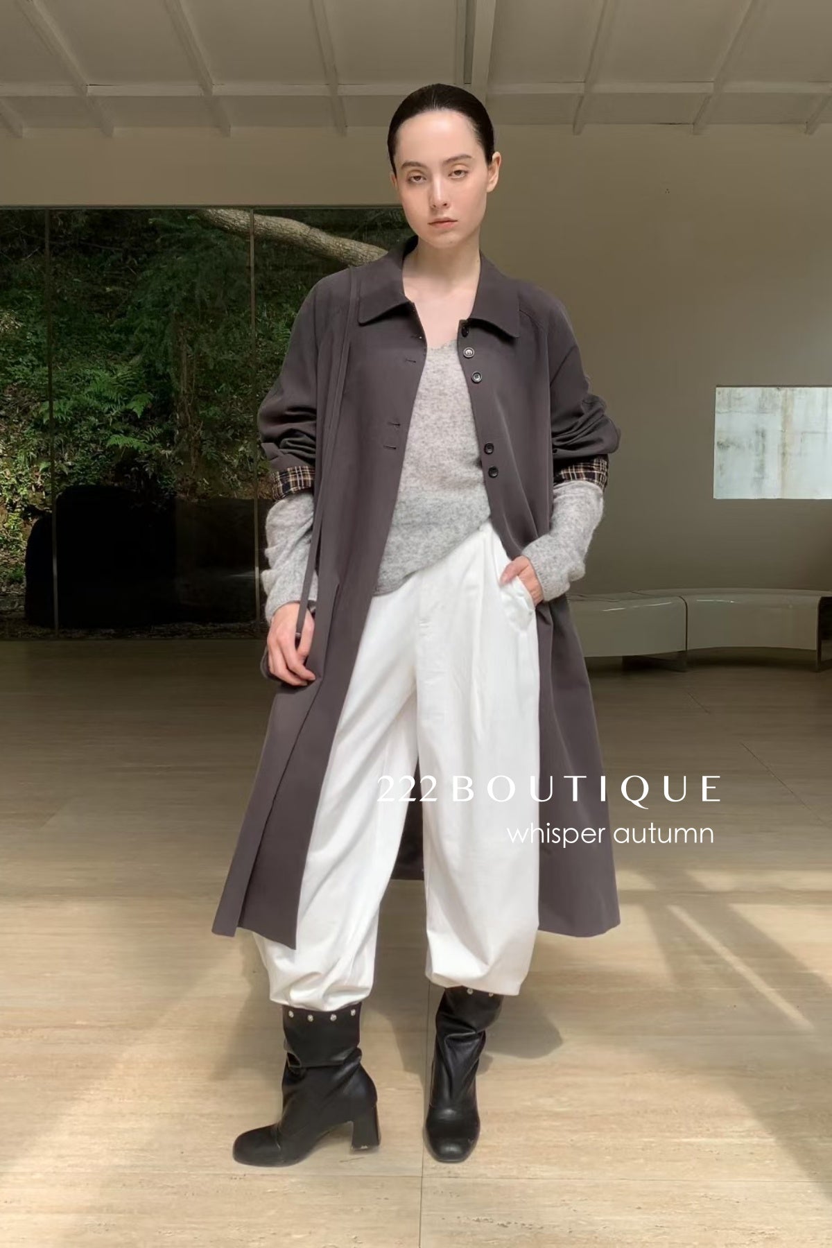 16a29 Long trench coat with belt
