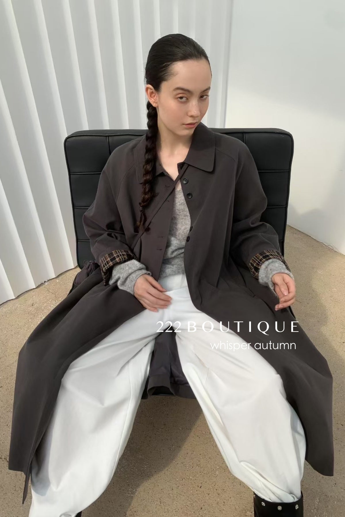 16a29 Long trench coat with belt