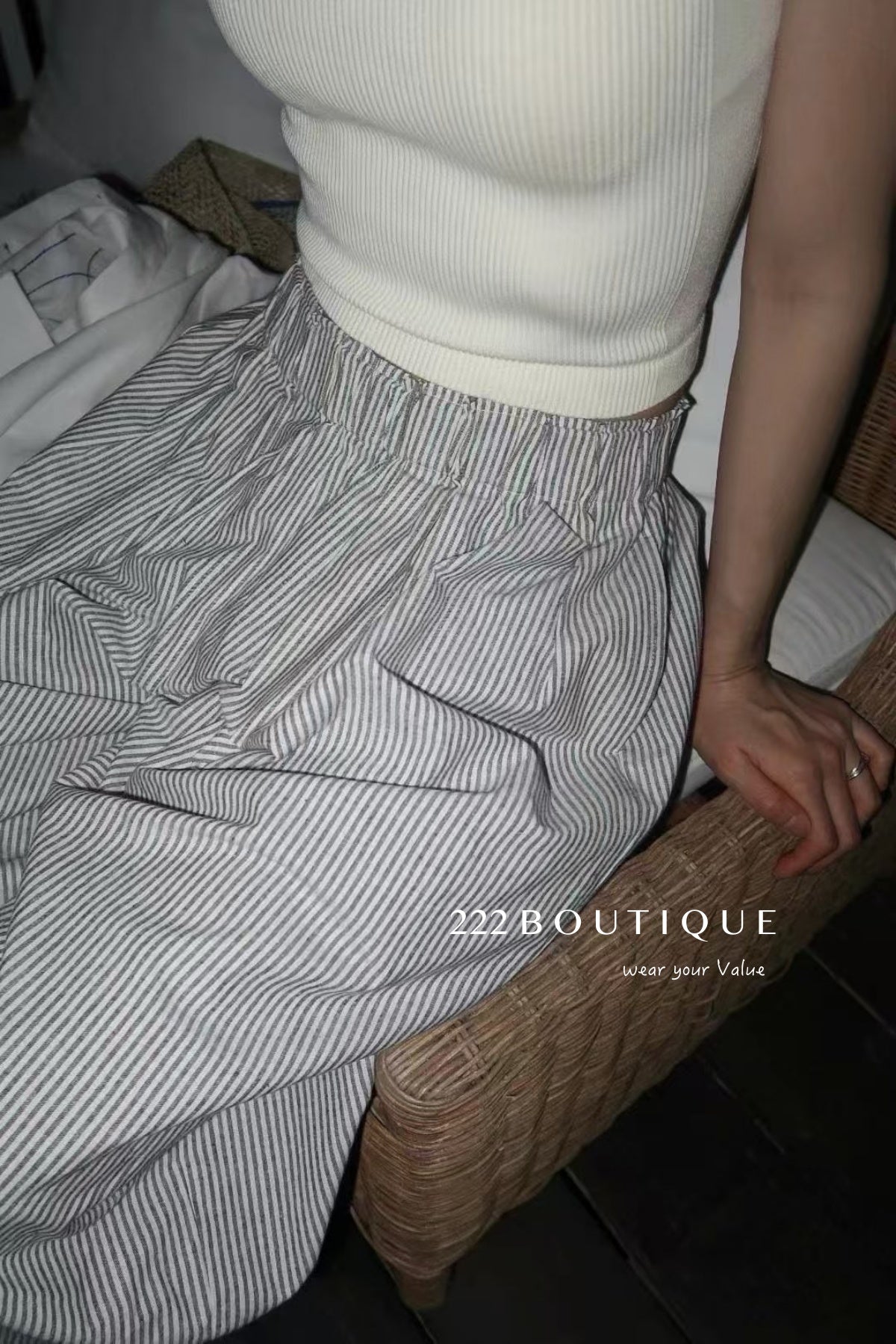 13Q11 Breathable Wide Straight-leg Pants