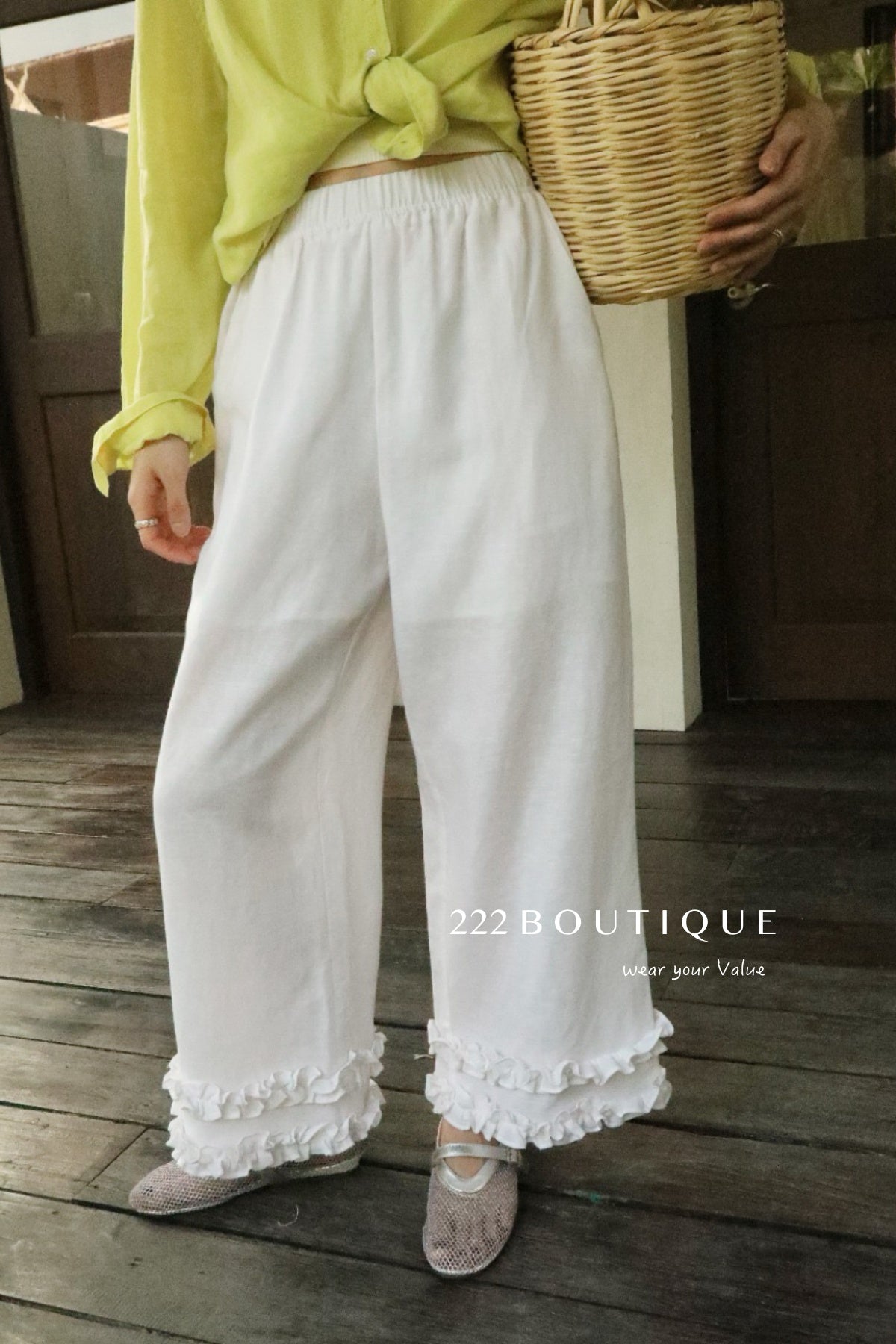 13Q10 Ruffle Hem Straight Pants