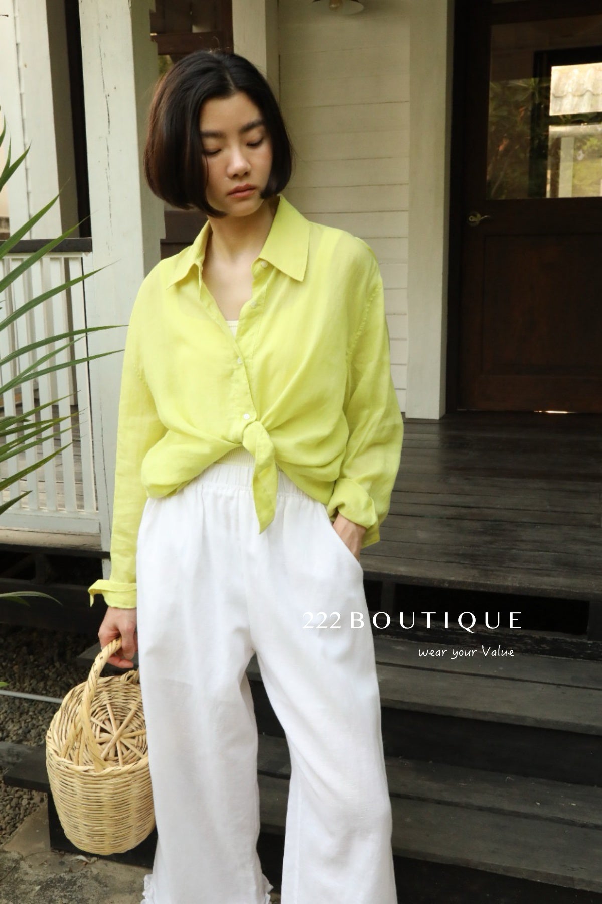 13Q10 Ruffle Hem Straight Pants
