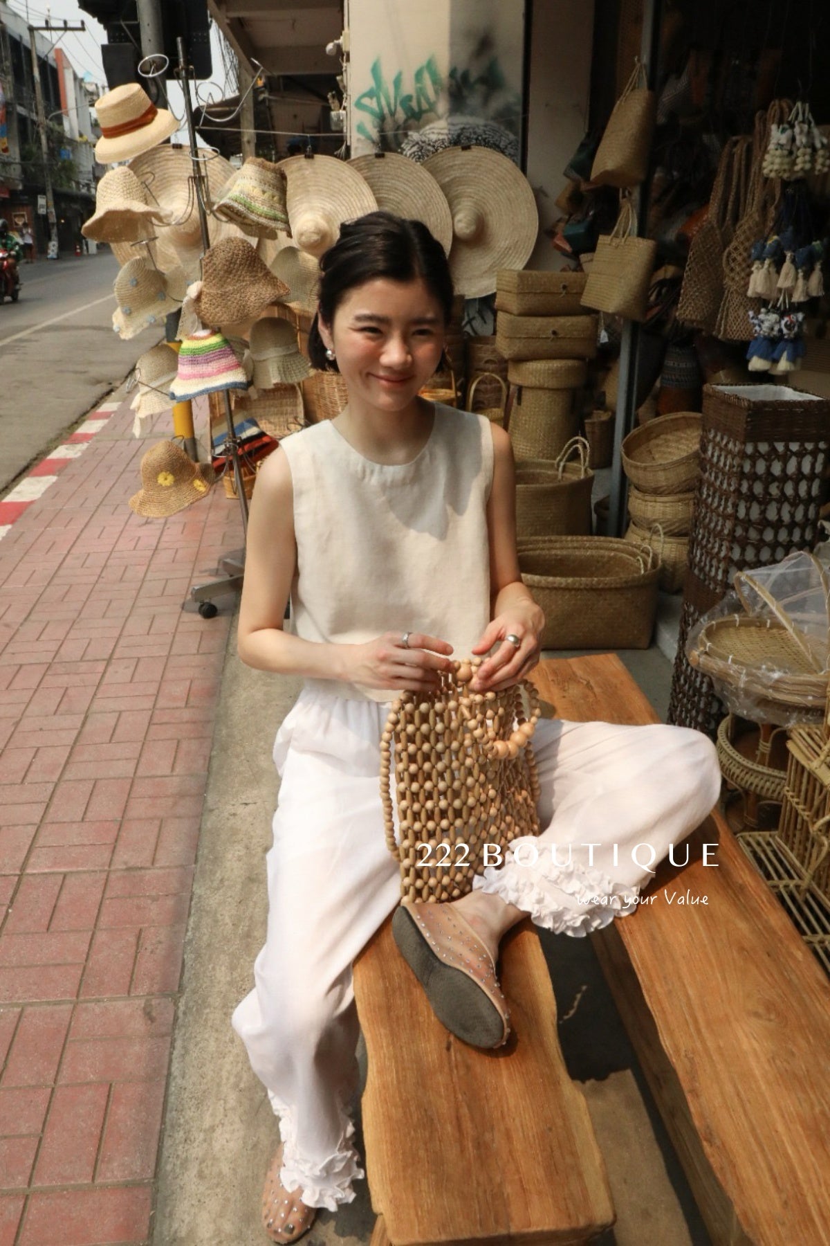 13Q10 Ruffle Hem Straight Pants