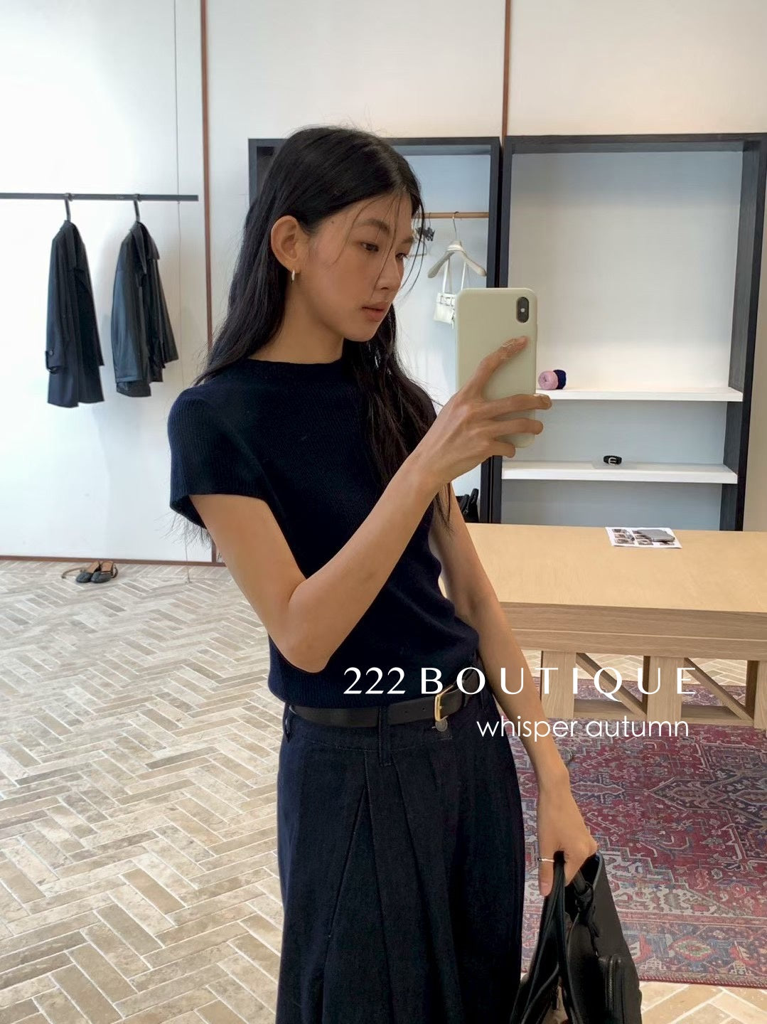 16a86 Mongtoghi mock-neck tee